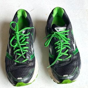 Brooks Adrenaline GTS 14 Athletic Shoes 10.5